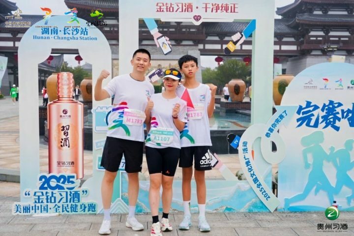 8c96802fdd2741ae9e0e2ef21248c218