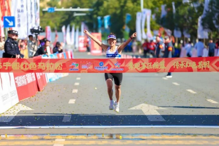 202511240857531398397539