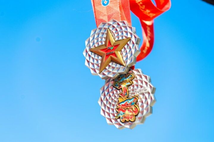 202511240857541034157572