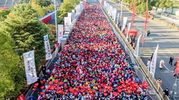 202511240857541299486589