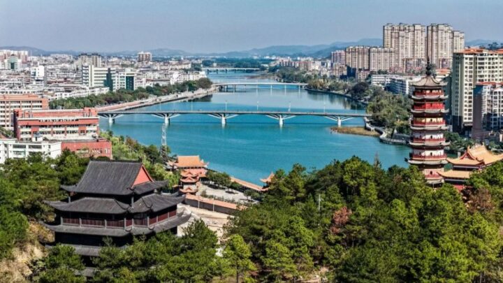 20251124085754932641445