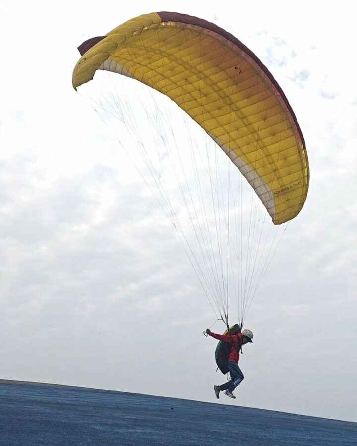 202512081106221349255471