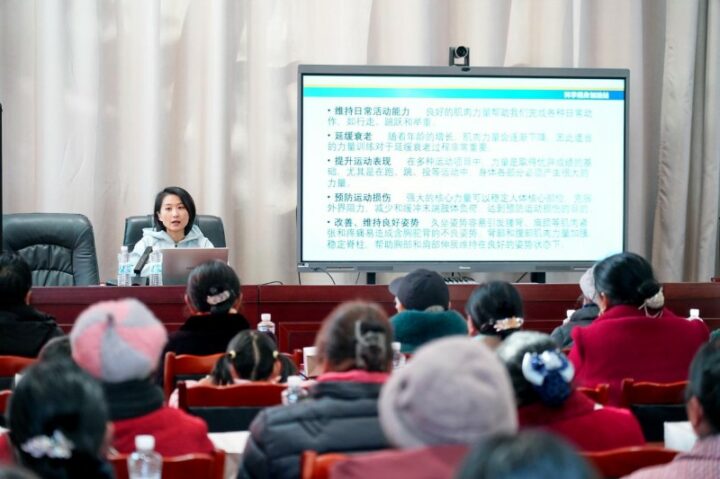 202512141644512092004439