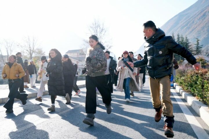 20251214164452943967406