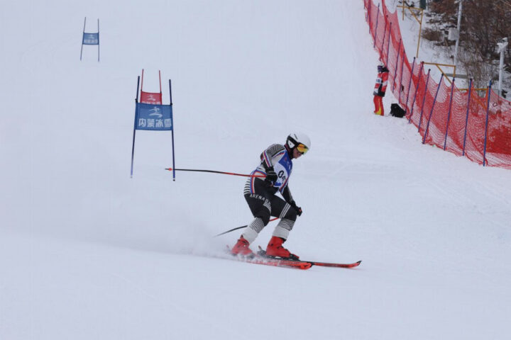 12860270-2aca-497a-bebb-7d9d113d7ca3